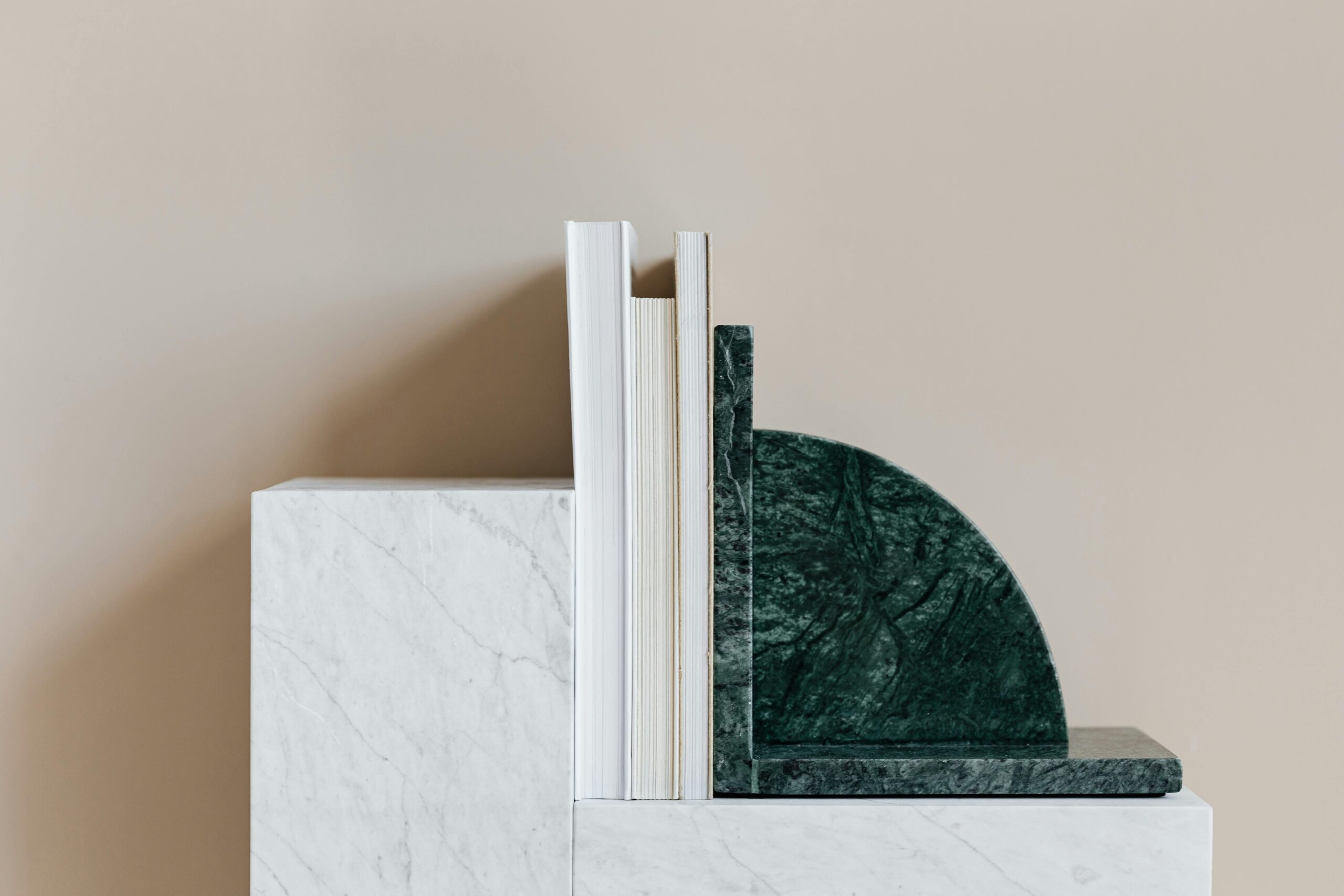 Overwhelmed by Daily Chaos? 7 Organization Systems That Actually Work!